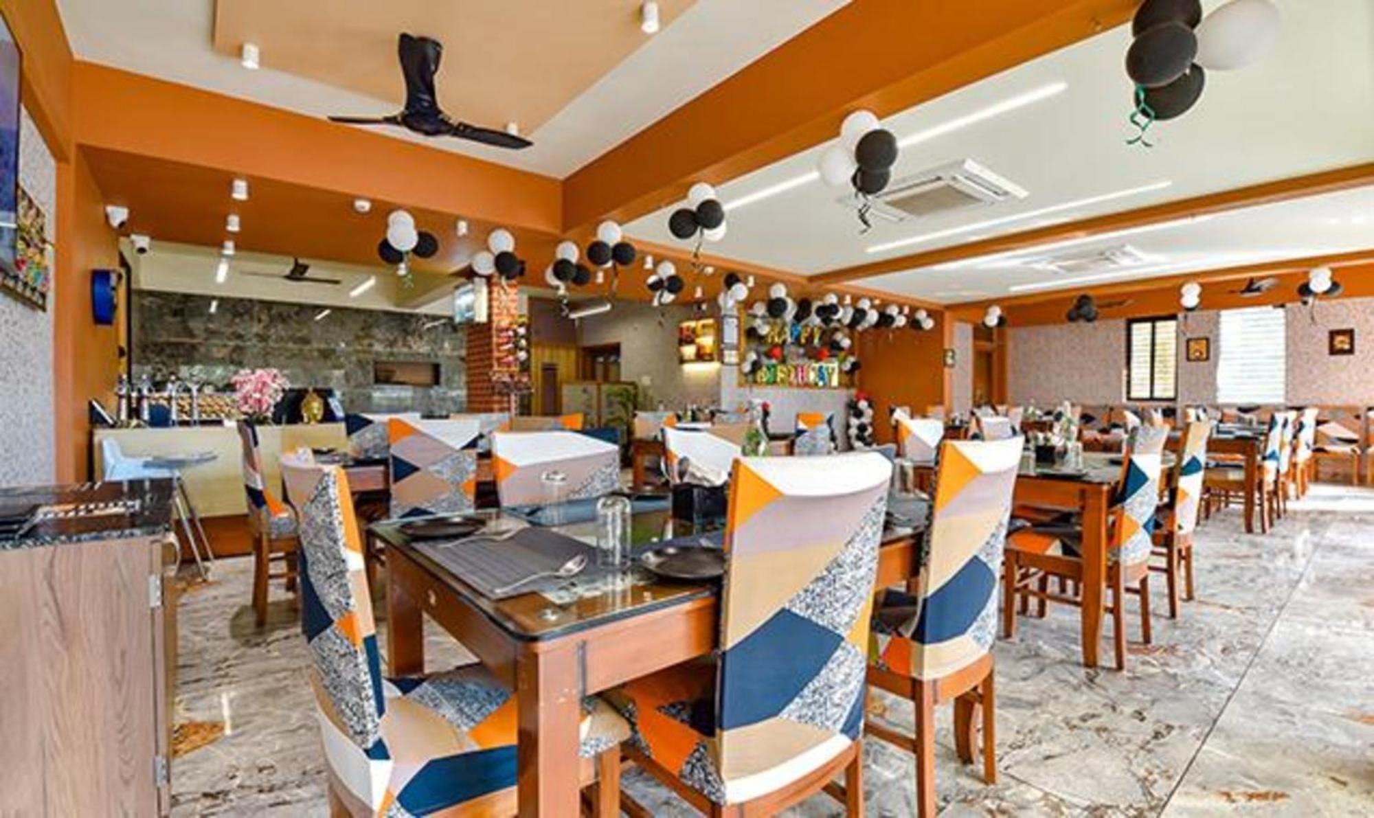 Fabhotel Siddharth Corporate - Vavol, Gandhinagar Exterior photo