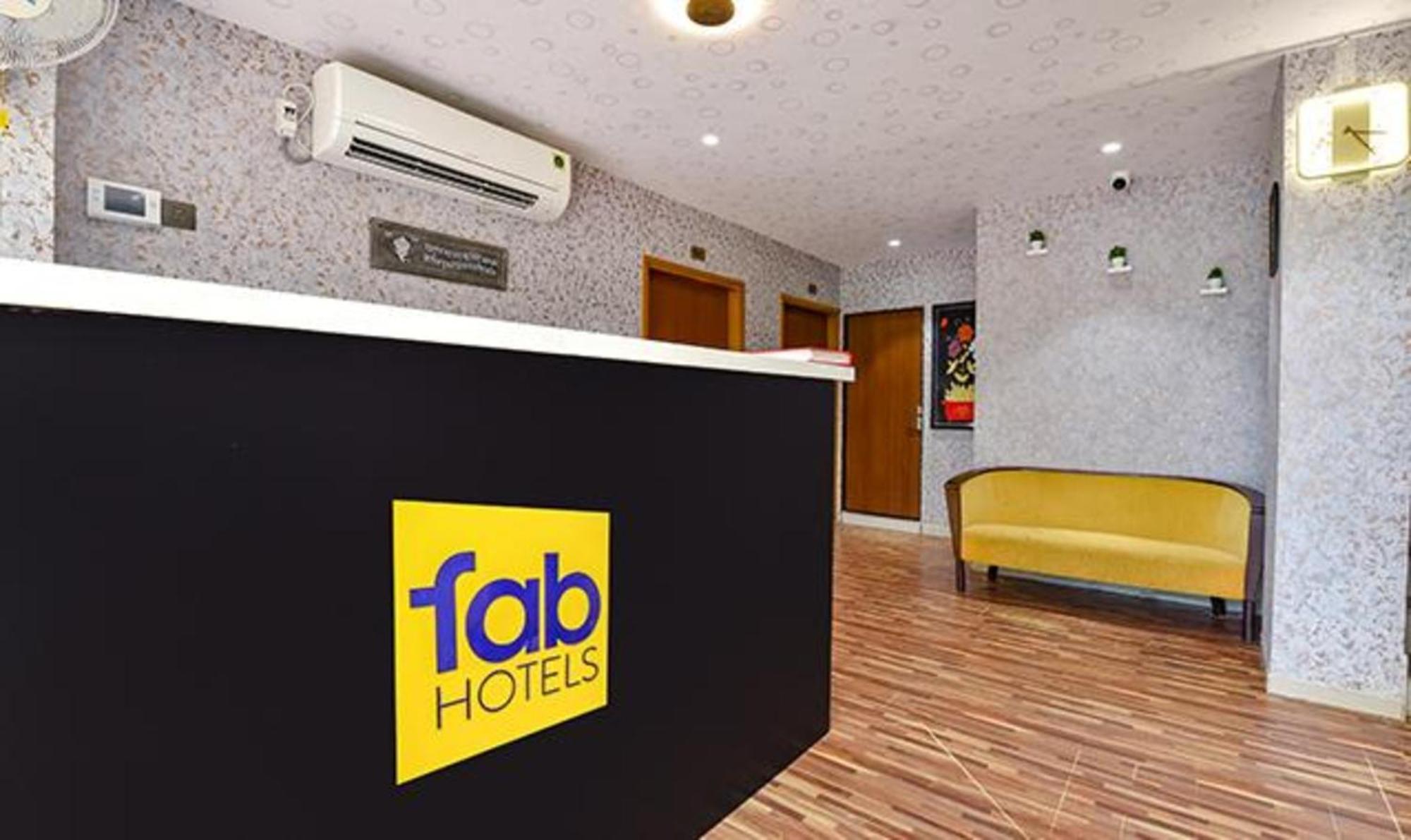 Fabhotel Siddharth Corporate - Vavol, Gandhinagar Exterior photo